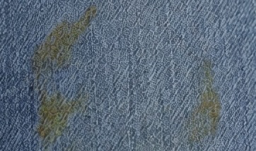 Grass stain before using L·V·X